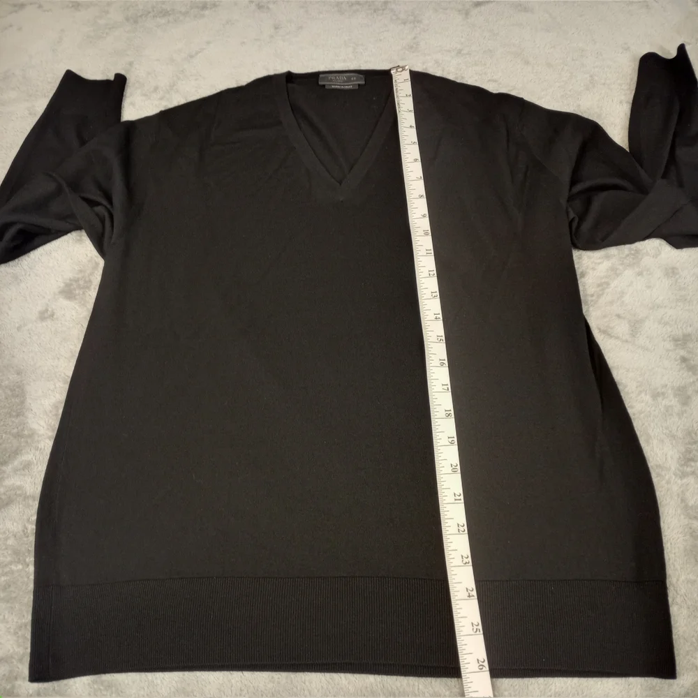 PRADA Women's navy wool long sleeve V-neck classic sweater IT48 small - Picture 7 of 16